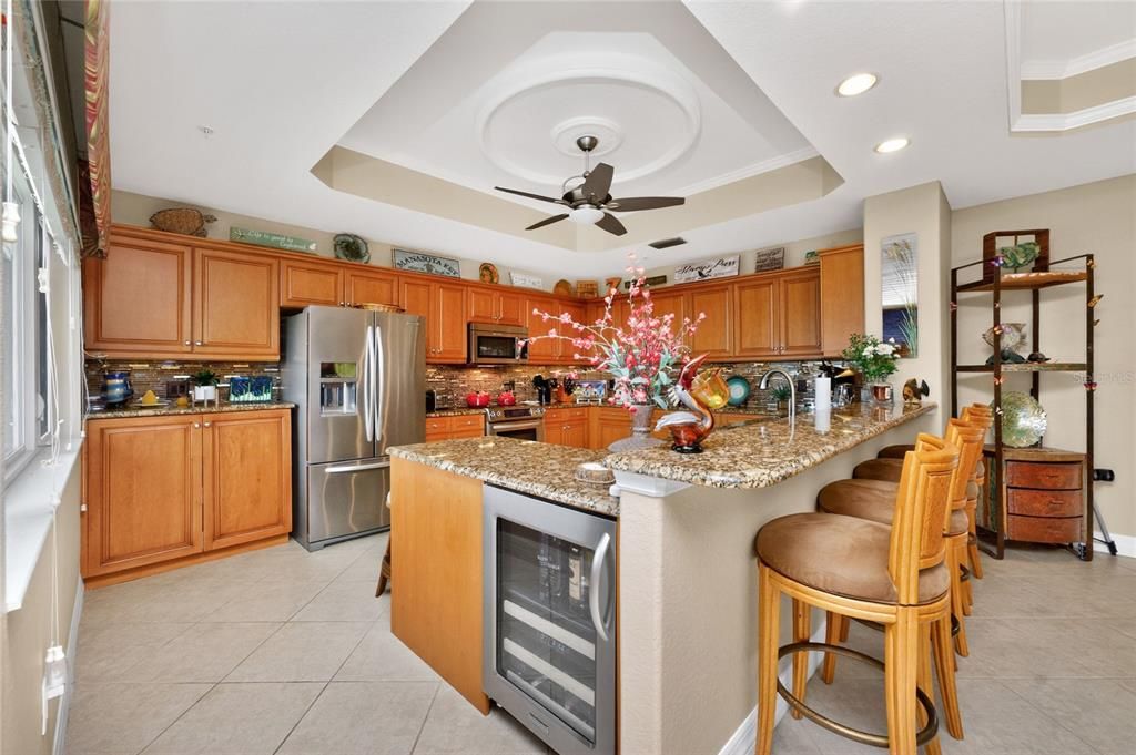 For Sale: $895,000 (2 beds, 2 baths, 1780 Square Feet)