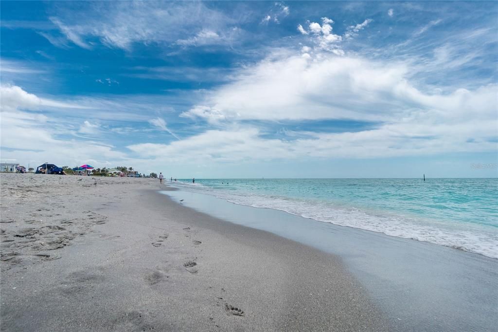 For Sale: $895,000 (2 beds, 2 baths, 1780 Square Feet)