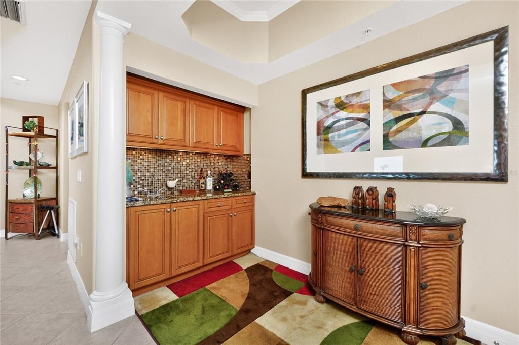 For Sale: $895,000 (2 beds, 2 baths, 1780 Square Feet)