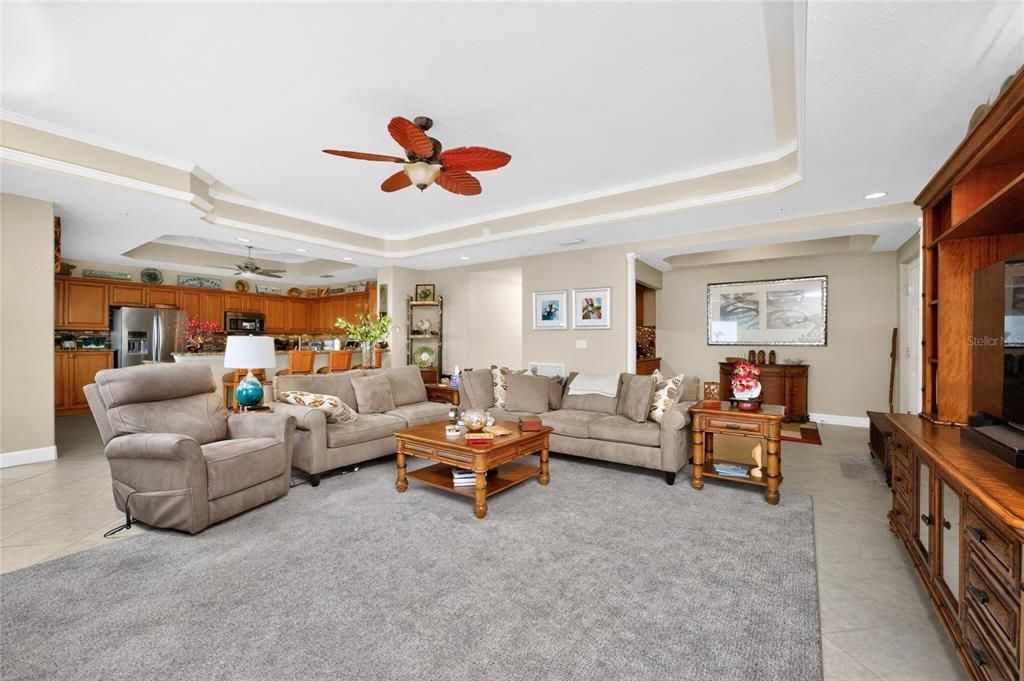 For Sale: $895,000 (2 beds, 2 baths, 1780 Square Feet)