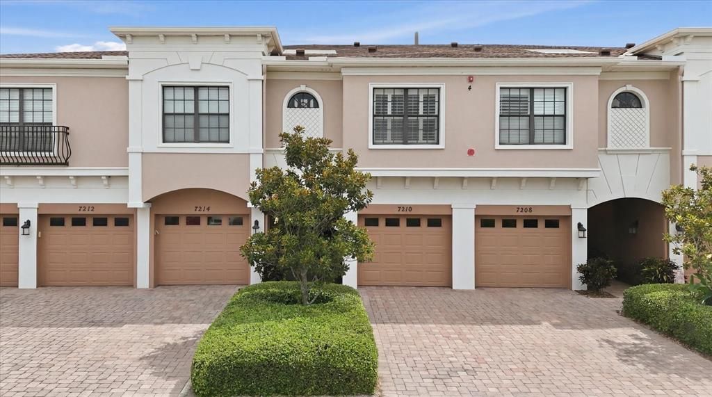 For Sale: $359,900 (3 beds, 2 baths, 1520 Square Feet)