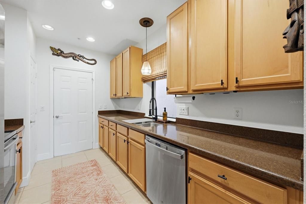 For Sale: $359,900 (3 beds, 2 baths, 1520 Square Feet)