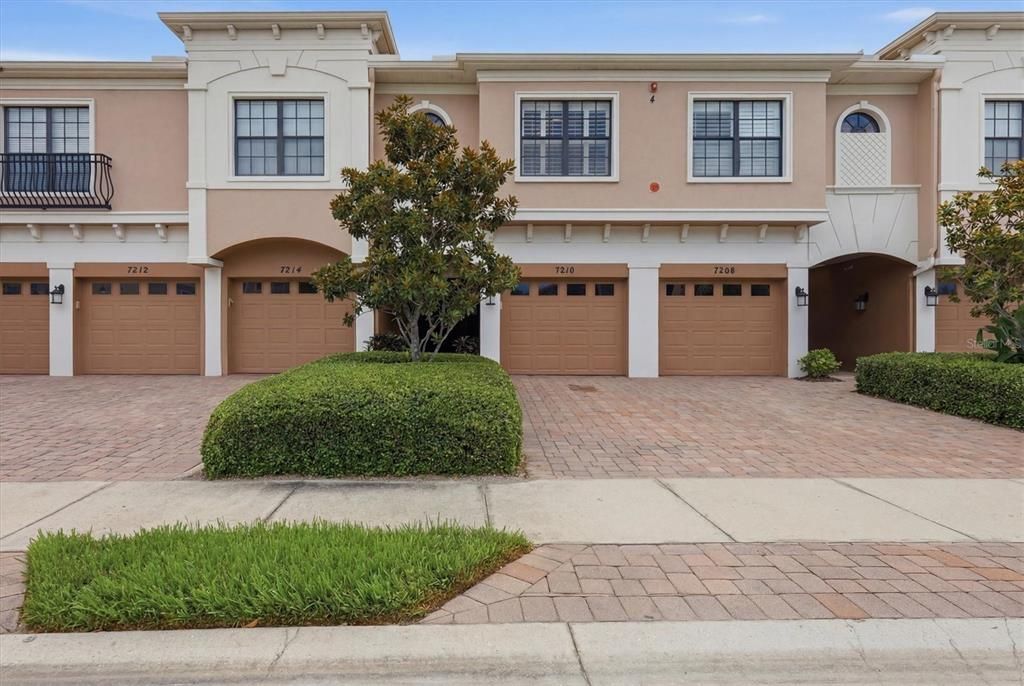 For Sale: $359,900 (3 beds, 2 baths, 1520 Square Feet)