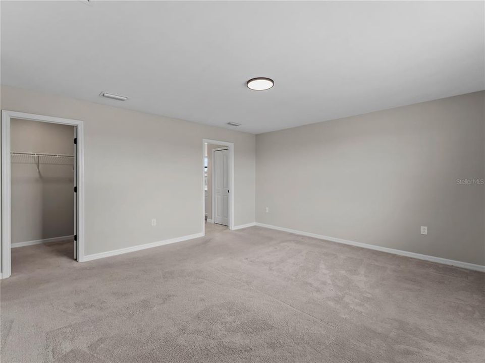 For Sale: $399,999 (4 beds, 3 baths, 2522 Square Feet)