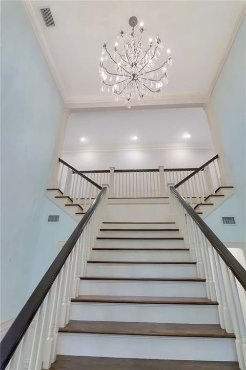 В аренду: $24,000 (5 спален, 6 ванн, 5874 Квадратных фут)