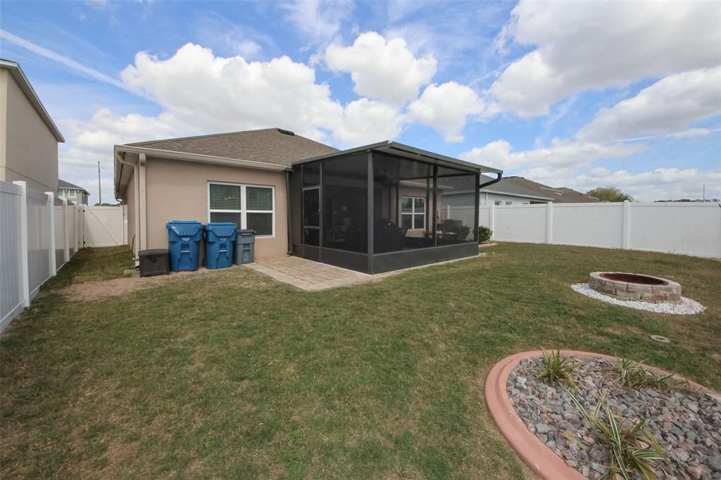 En Venta: $379,200 (4 camas, 2 baños, 2082 Pies cuadrados)
