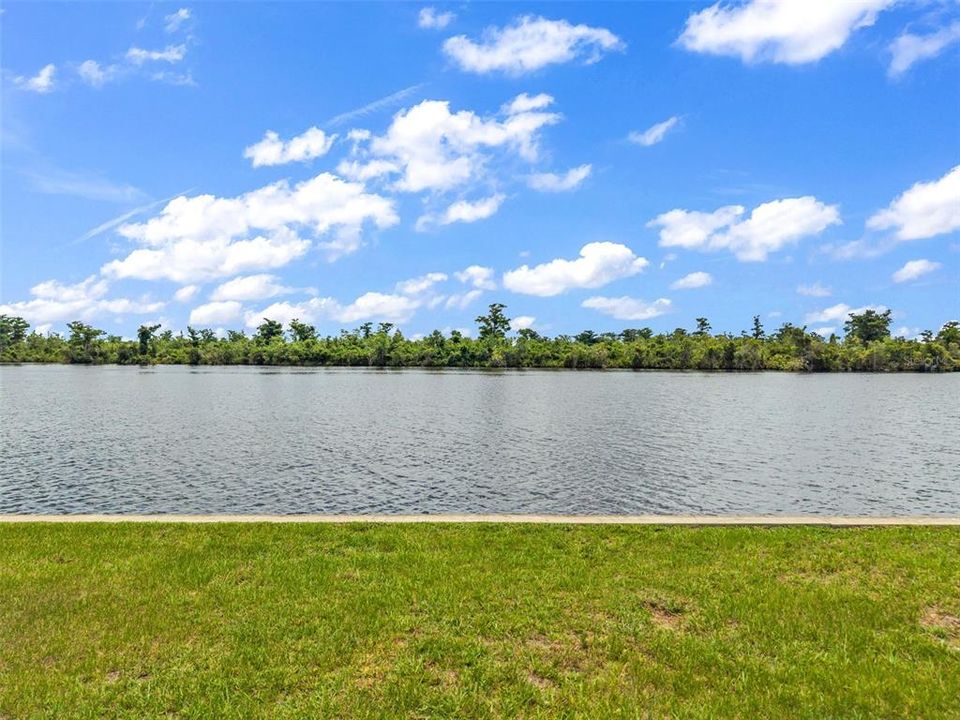На продажу: $250,000 (0.40 acres)