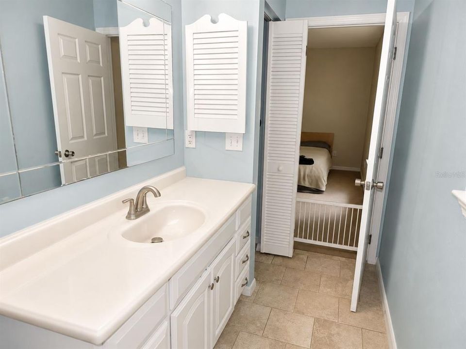 For Sale: $229,000 (3 beds, 2 baths, 1214 Square Feet)