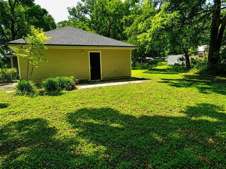 For Sale: $229,000 (3 beds, 2 baths, 1214 Square Feet)