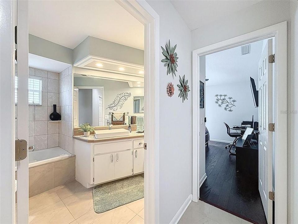 En Venta: $389,000 (3 camas, 2 baños, 1732 Pies cuadrados)