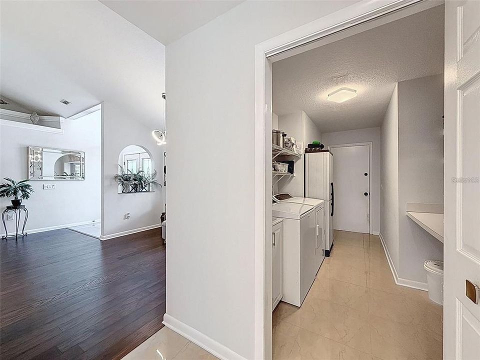 En Venta: $389,000 (3 camas, 2 baños, 1732 Pies cuadrados)