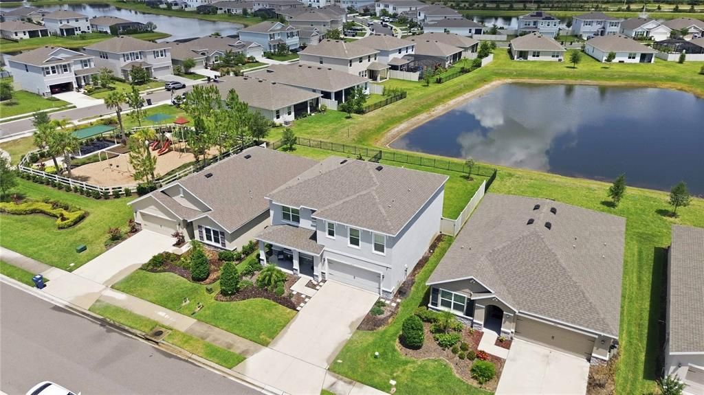 For Sale: $457,000 (5 beds, 3 baths, 2638 Square Feet)