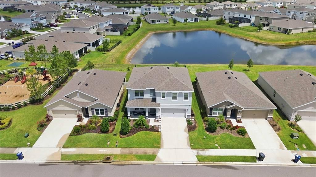 For Sale: $457,000 (5 beds, 3 baths, 2638 Square Feet)