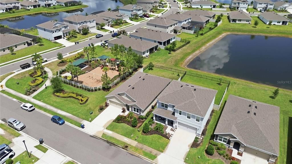 For Sale: $457,000 (5 beds, 3 baths, 2638 Square Feet)