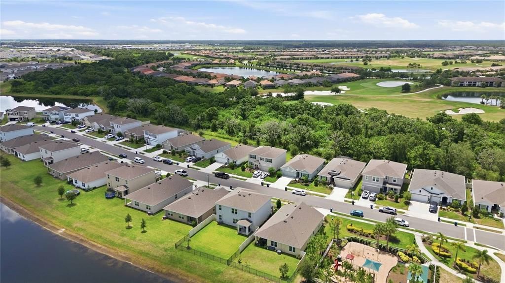 For Sale: $457,000 (5 beds, 3 baths, 2638 Square Feet)