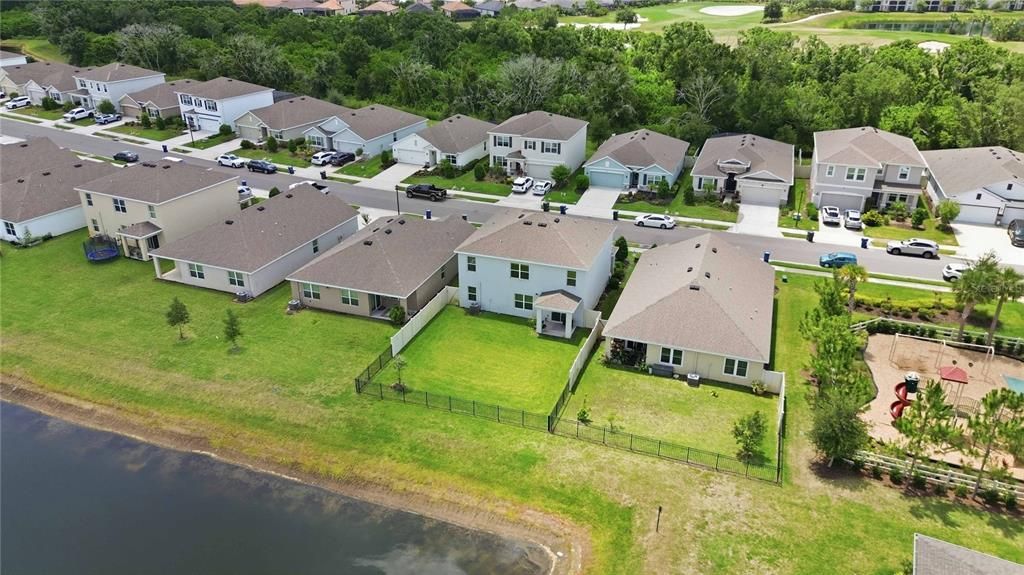 For Sale: $457,000 (5 beds, 3 baths, 2638 Square Feet)