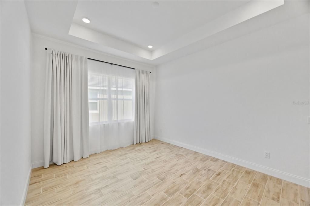 For Sale: $770,000 (4 beds, 4 baths, 2714 Square Feet)