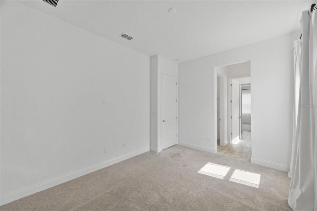 For Sale: $770,000 (4 beds, 4 baths, 2714 Square Feet)