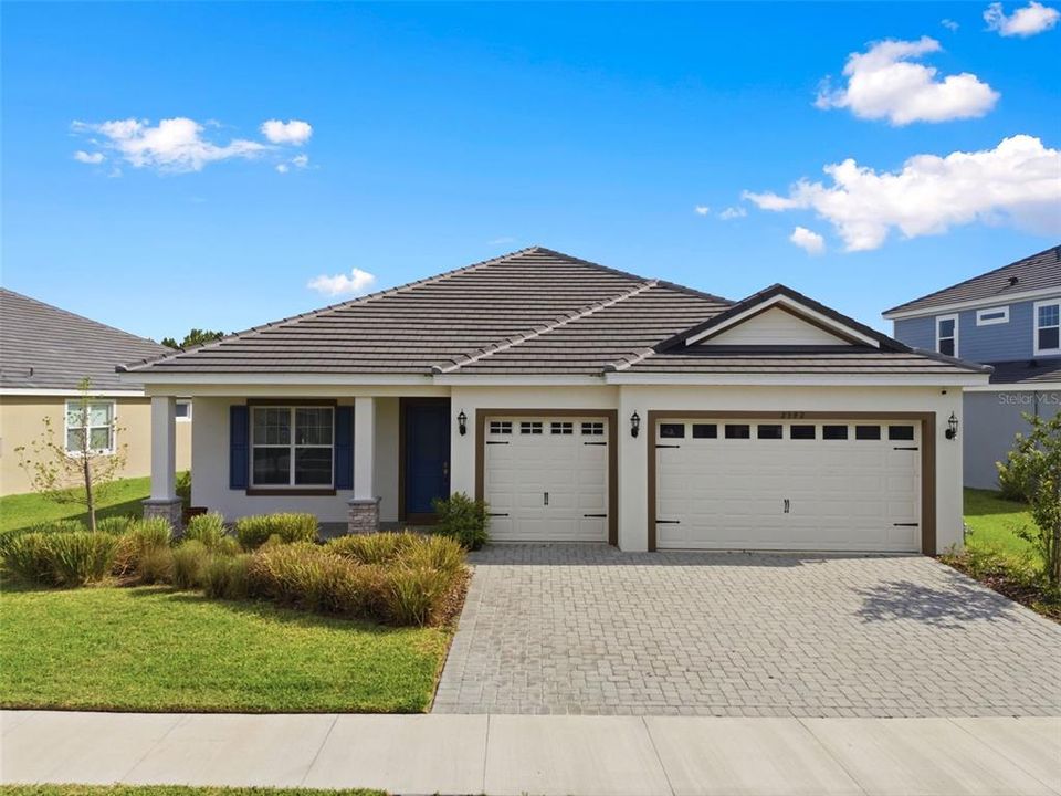 For Sale: $770,000 (4 beds, 4 baths, 2714 Square Feet)