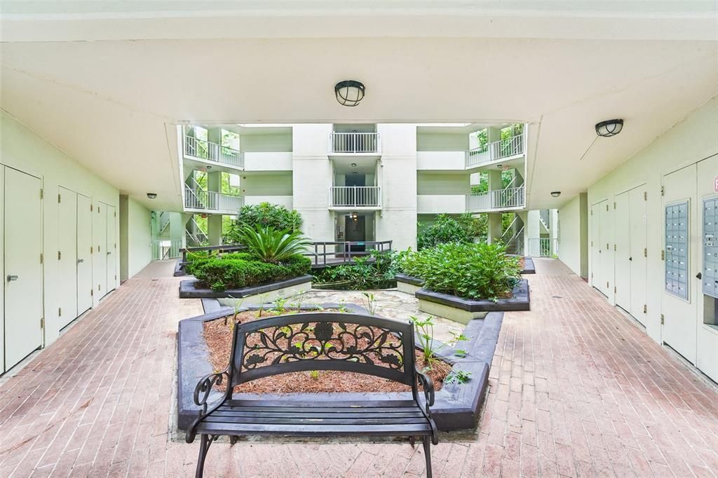 For Sale: $195,000 (1 beds, 1 baths, 1283 Square Feet)
