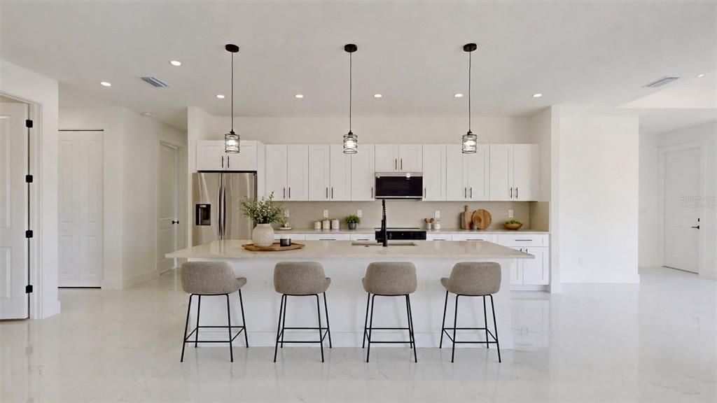 For Sale: $776,500 (3 beds, 2 baths, 2606 Square Feet)