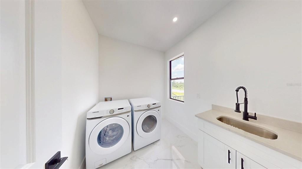 For Sale: $776,500 (3 beds, 2 baths, 2606 Square Feet)