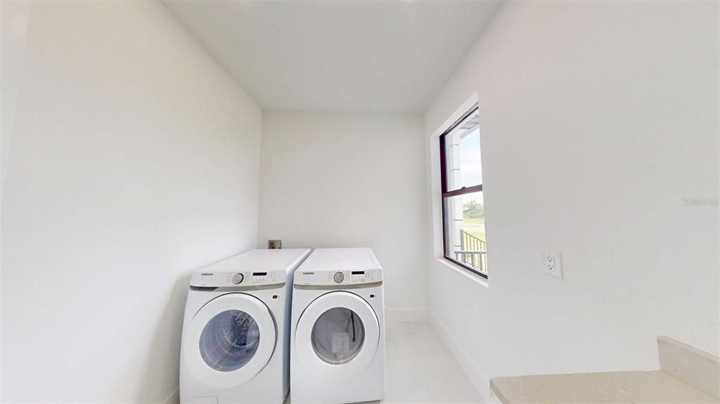 For Sale: $776,500 (3 beds, 2 baths, 2606 Square Feet)
