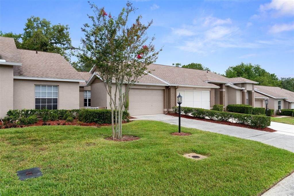 For Sale: $220,000 (2 beds, 2 baths, 1089 Square Feet)
