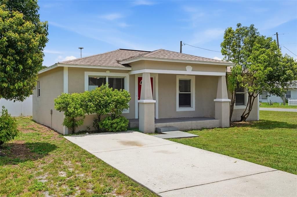 For Sale: $261,690 (3 beds, 2 baths, 1200 Square Feet)