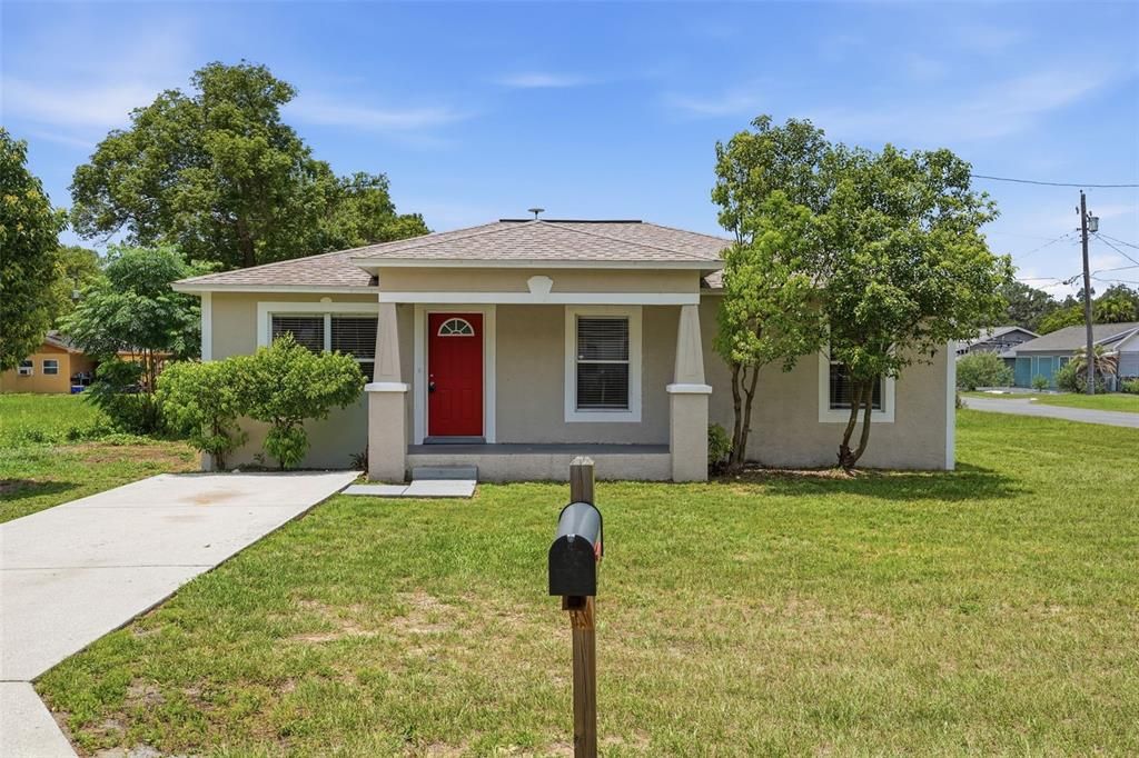 For Sale: $261,690 (3 beds, 2 baths, 1200 Square Feet)