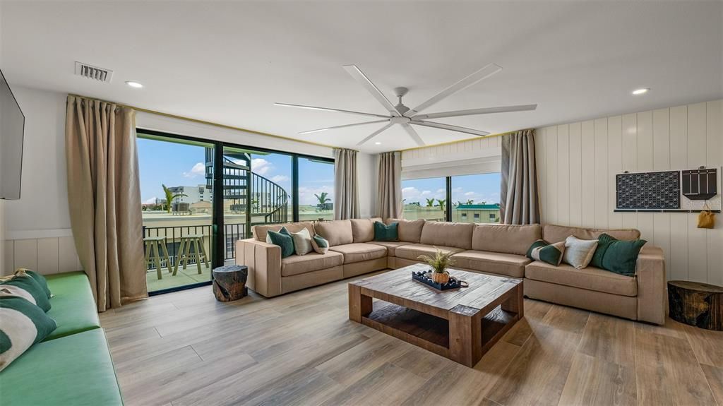 For Sale: $4,500,000 (5 beds, 5 baths, 3891 Square Feet)