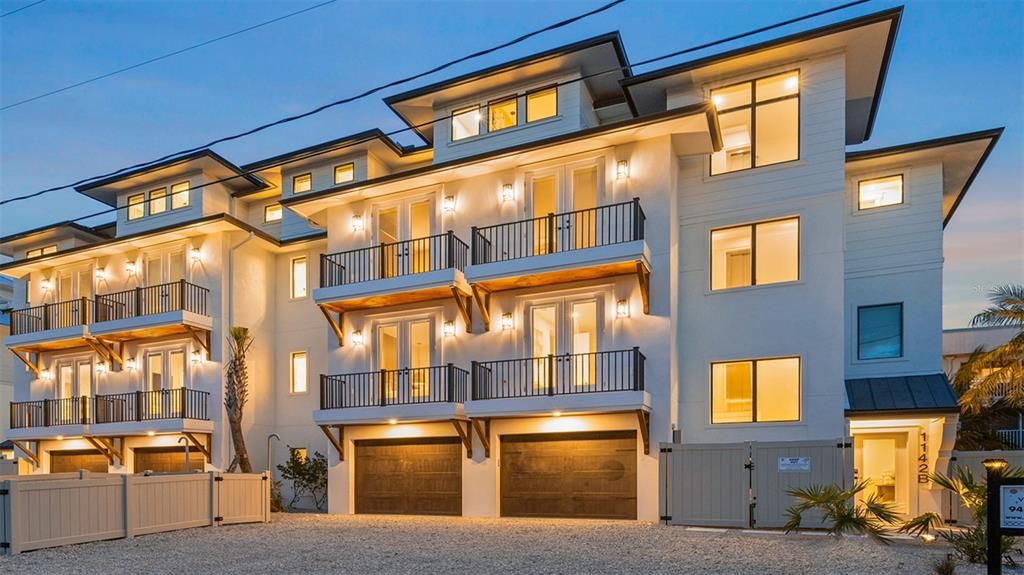 For Sale: $4,500,000 (5 beds, 5 baths, 3891 Square Feet)