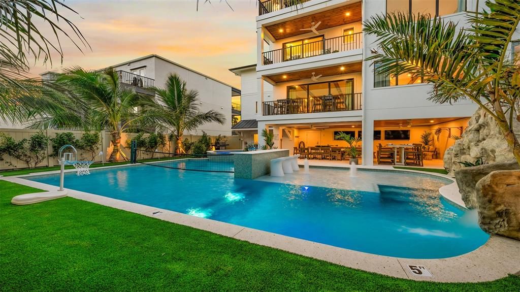 For Sale: $4,500,000 (5 beds, 5 baths, 3891 Square Feet)