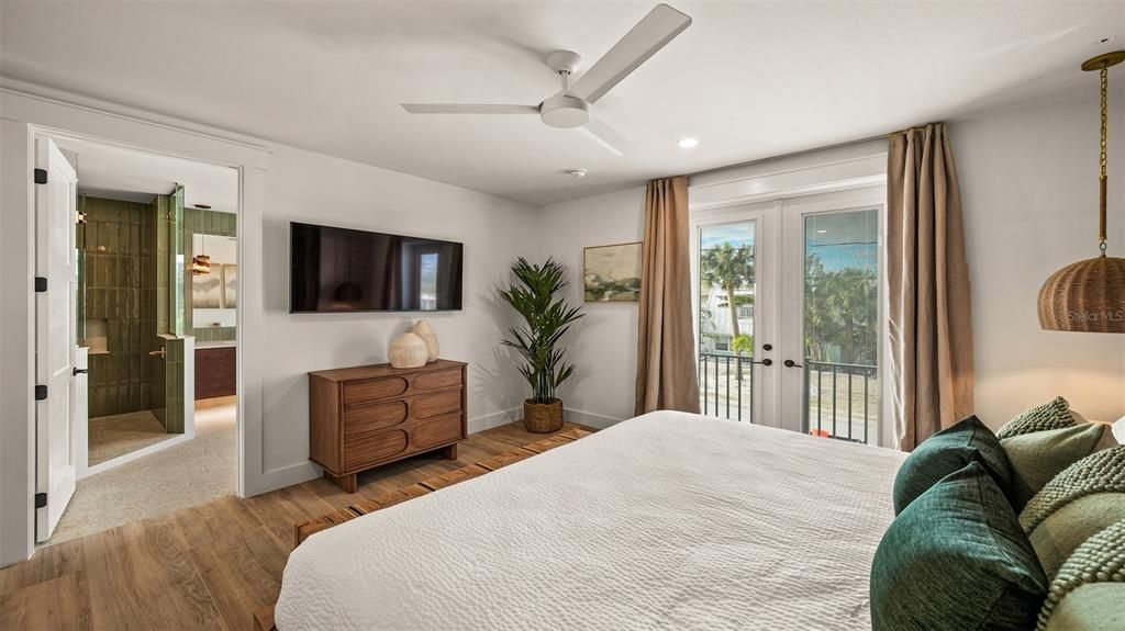 For Sale: $4,500,000 (5 beds, 5 baths, 3891 Square Feet)