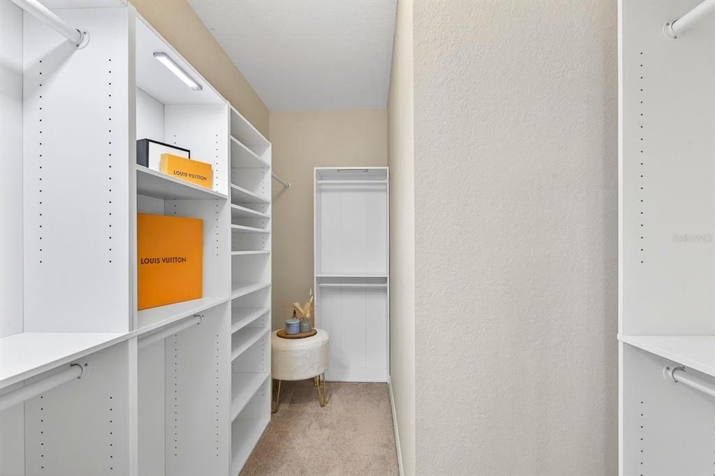 For Sale: $350,000 (3 beds, 2 baths, 1662 Square Feet)
