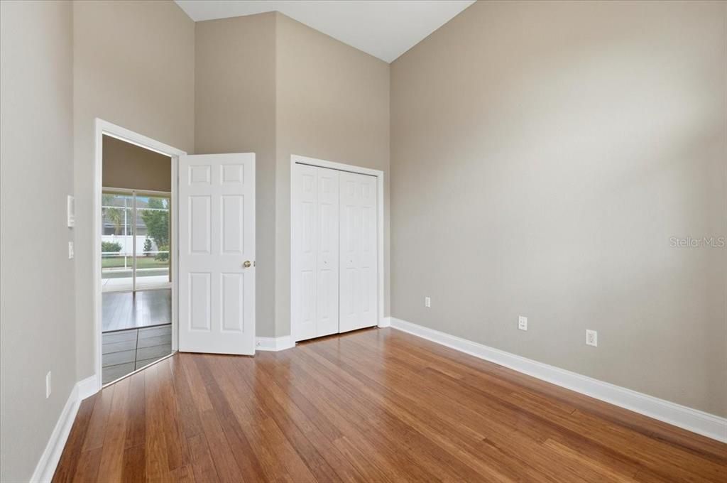 For Sale: $525,000 (4 beds, 2 baths, 2583 Square Feet)