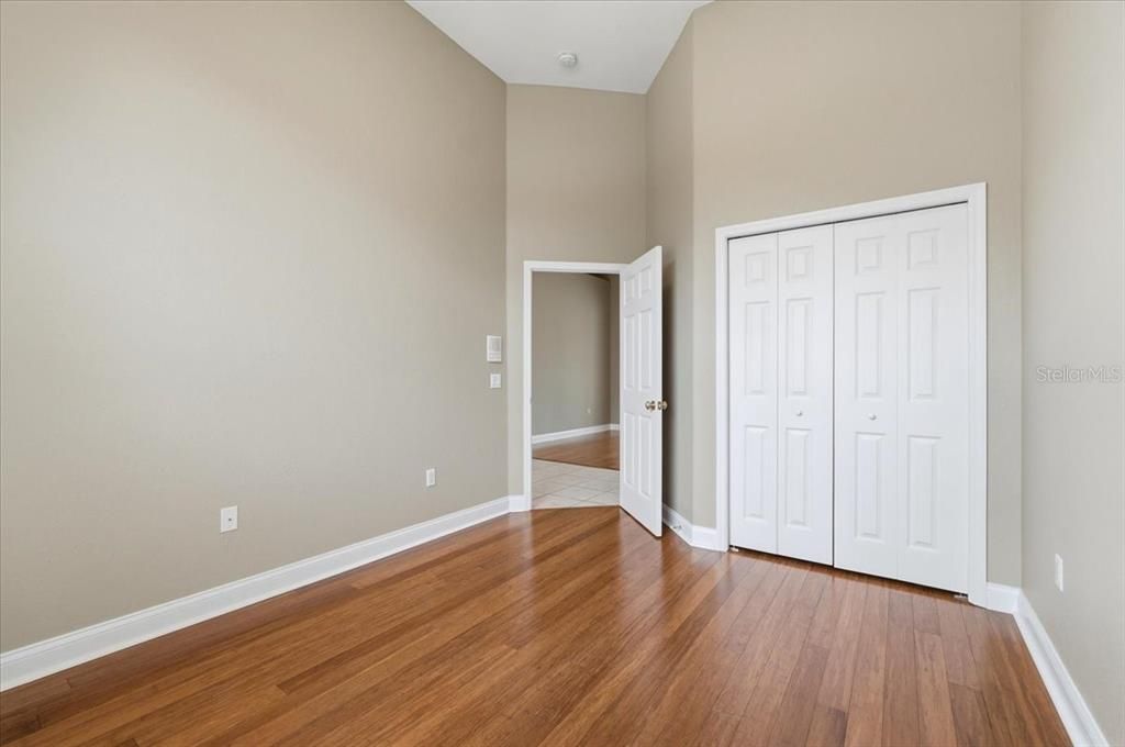 For Sale: $525,000 (4 beds, 2 baths, 2583 Square Feet)
