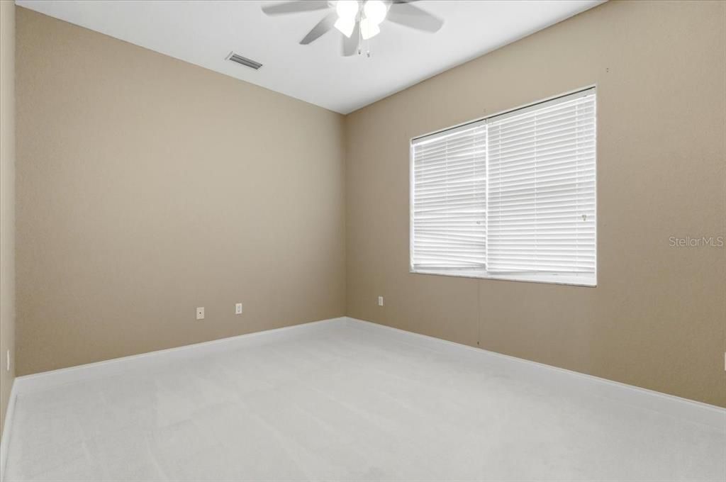 For Sale: $525,000 (4 beds, 2 baths, 2583 Square Feet)