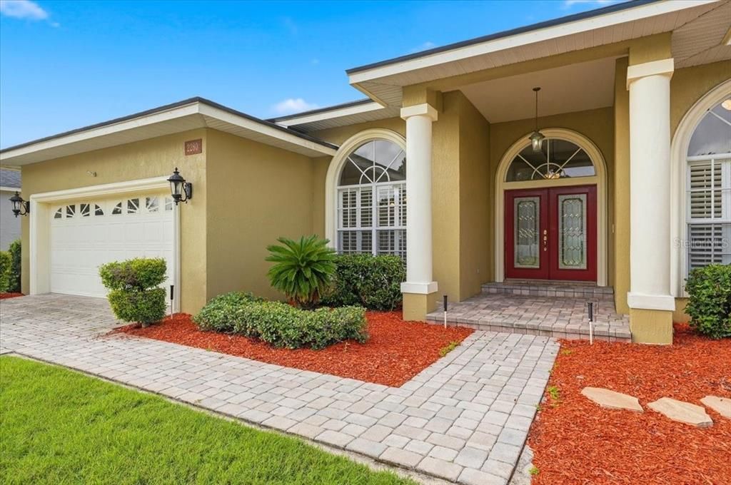 For Sale: $525,000 (4 beds, 2 baths, 2583 Square Feet)
