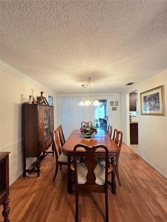 На продажу: $280,000 (3 спален, 2 ванн, 1771 Квадратных фут)