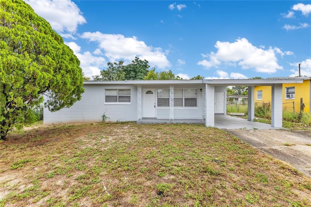 For Sale: $275,000 (3 beds, 1 baths, 954 Square Feet)