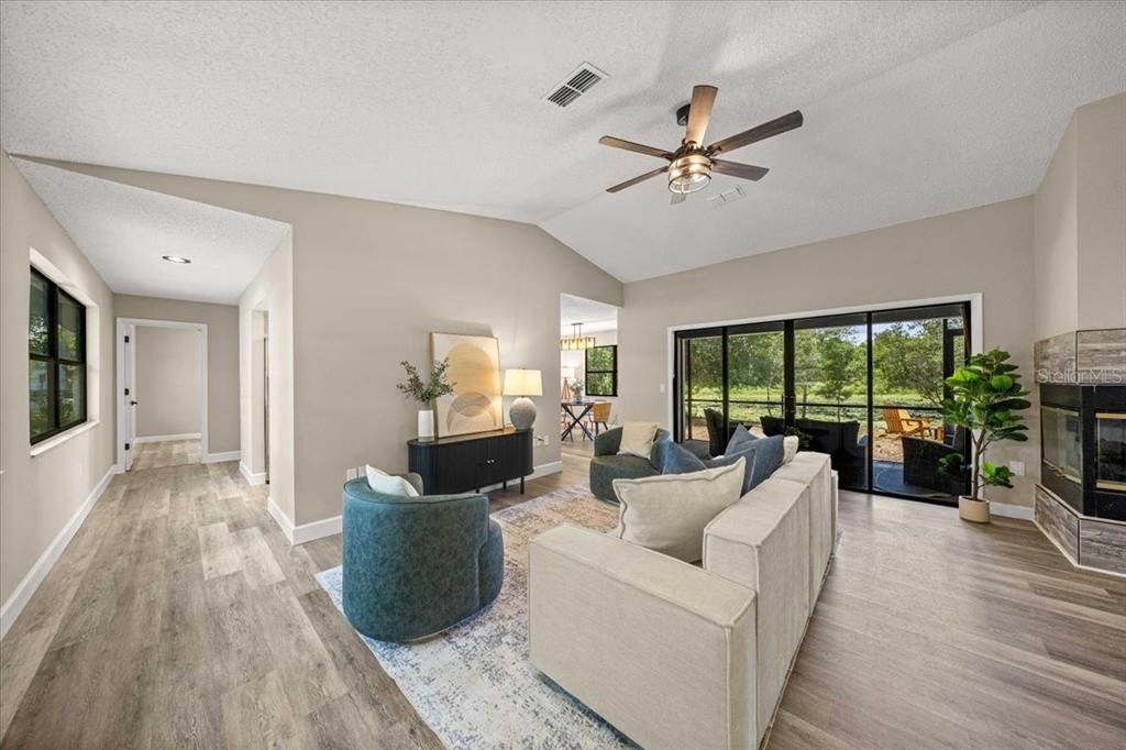 For Sale: $335,000 (3 beds, 2 baths, 1343 Square Feet)