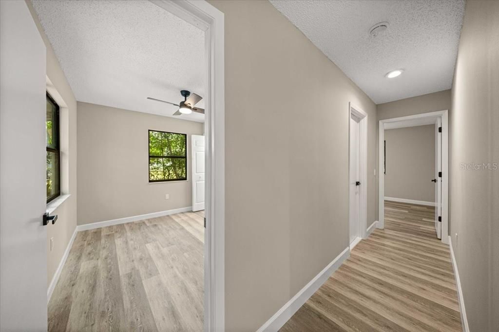 For Sale: $335,000 (3 beds, 2 baths, 1343 Square Feet)