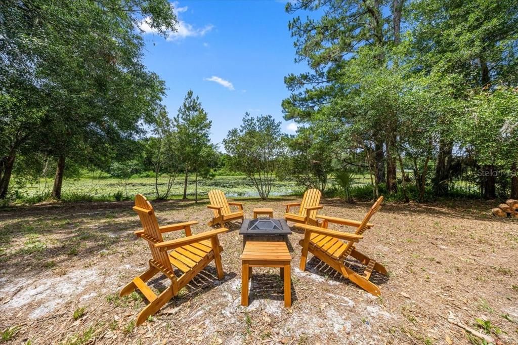 For Sale: $335,000 (3 beds, 2 baths, 1343 Square Feet)