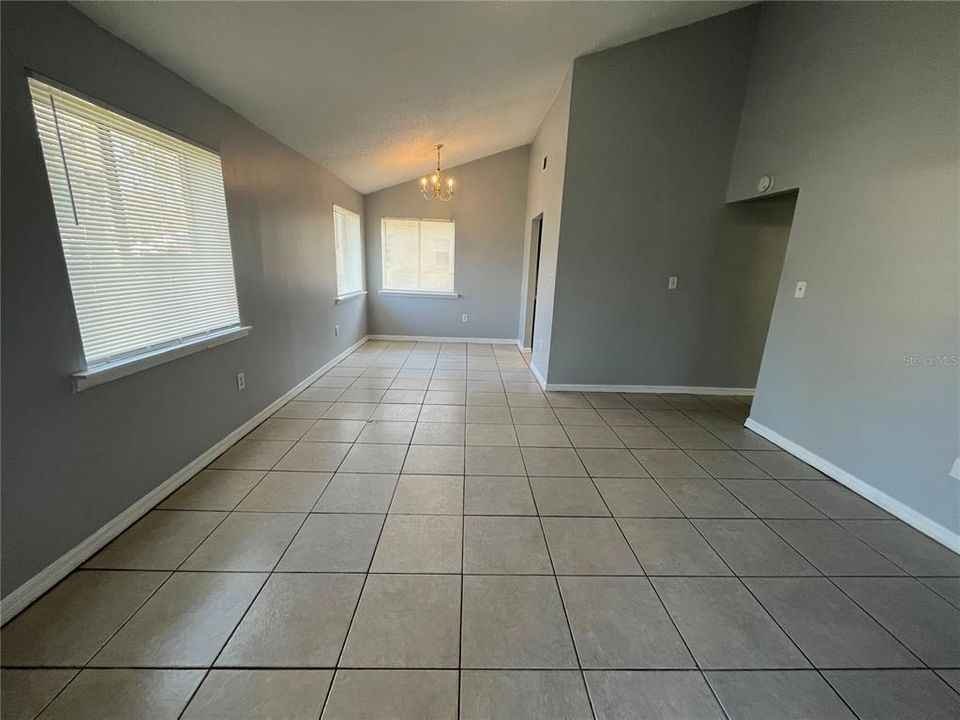 For Rent: $1,299 (2 beds, 2 baths, 1008 Square Feet)