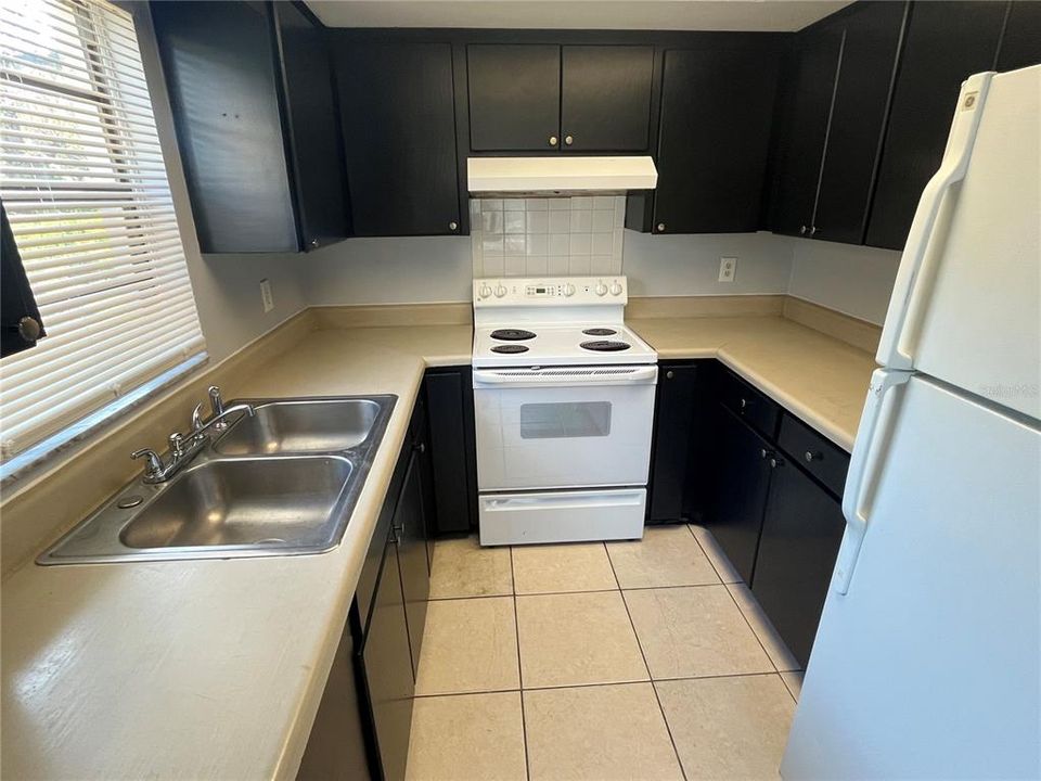 For Rent: $1,299 (2 beds, 2 baths, 1008 Square Feet)
