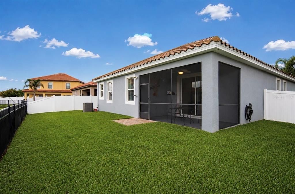 En Venta: $365,000 (3 camas, 2 baños, 1971 Pies cuadrados)