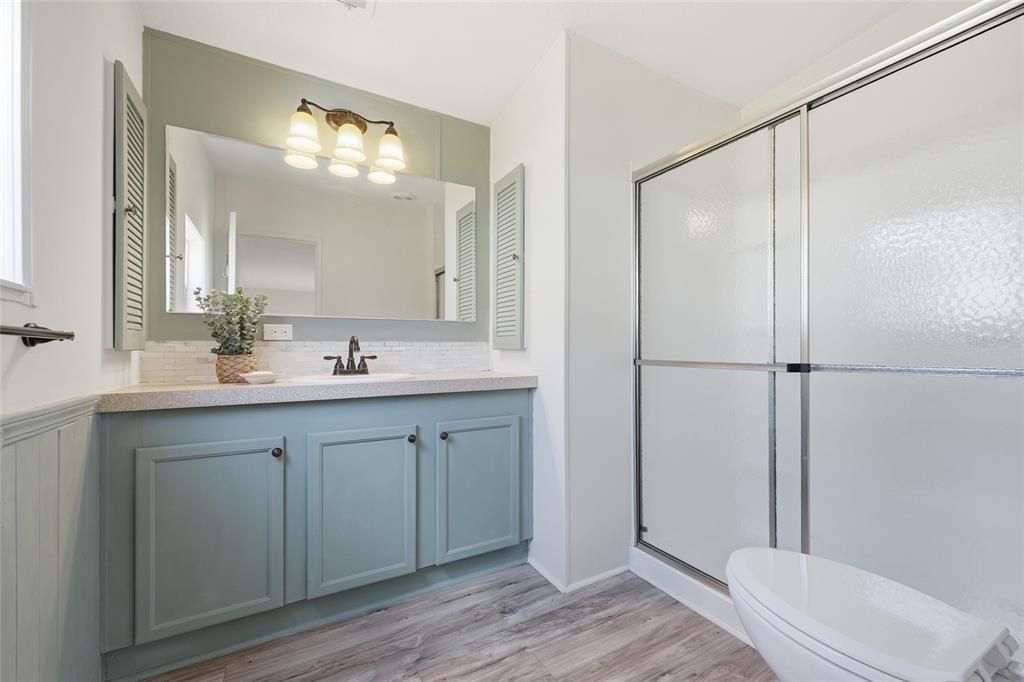 For Sale: $217,000 (3 beds, 2 baths, 1080 Square Feet)