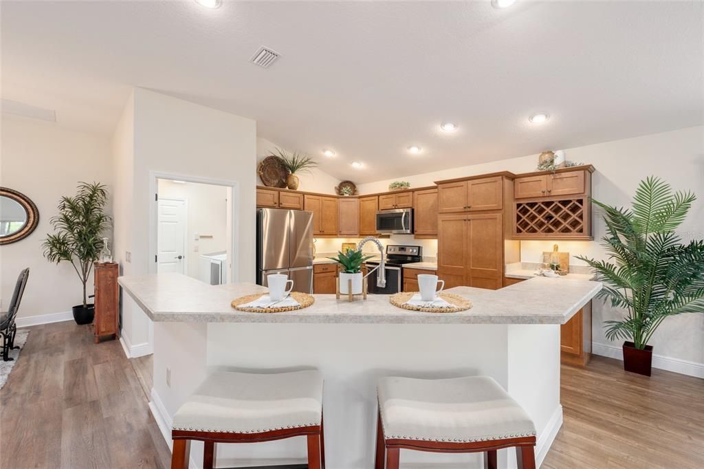 For Sale: $425,000 (3 beds, 2 baths, 1888 Square Feet)