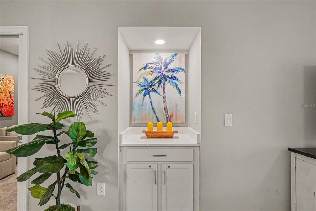 For Sale: $349,000 (2 beds, 2 baths, 1355 Square Feet)